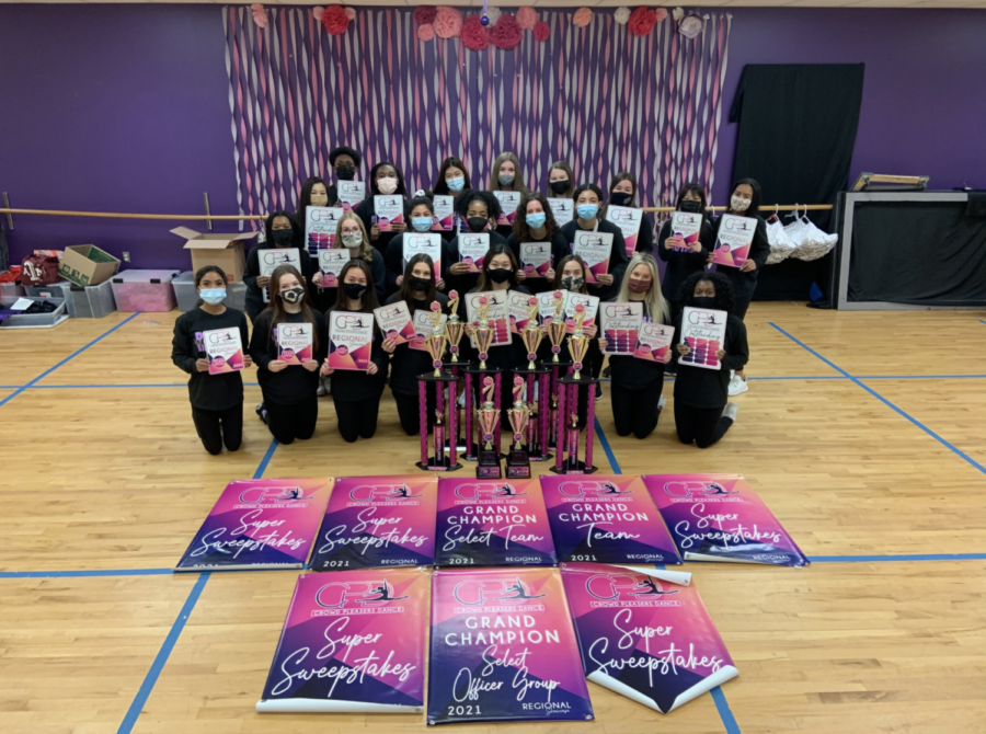 Royals participated in the Frisco Showcase at the Delta Hotel Febuary 27-28th the Sergents won 2nd place contest overall on day 1. Day 2 the Royals Sergeants won 1st place. Junior Lizzie Hanley and Senior Melanine Rodriguez won 1st place for their Duet. 